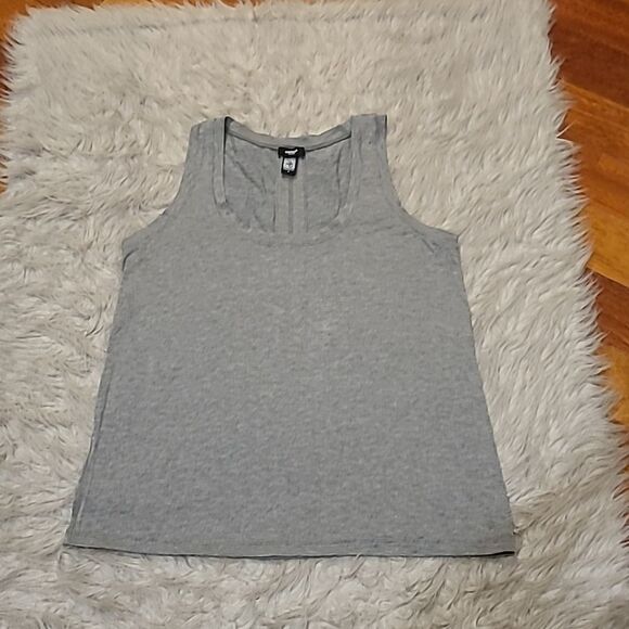 Express womens‎ soft gray lycocell stretch flowy scoop neck tank top - Picture 1 of 5